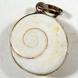 Premium Gomti Chakra Locket